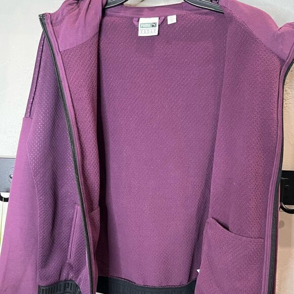 Puma Zip up hooded jacket fleece lined Plum size medium - Picture 9 of 16